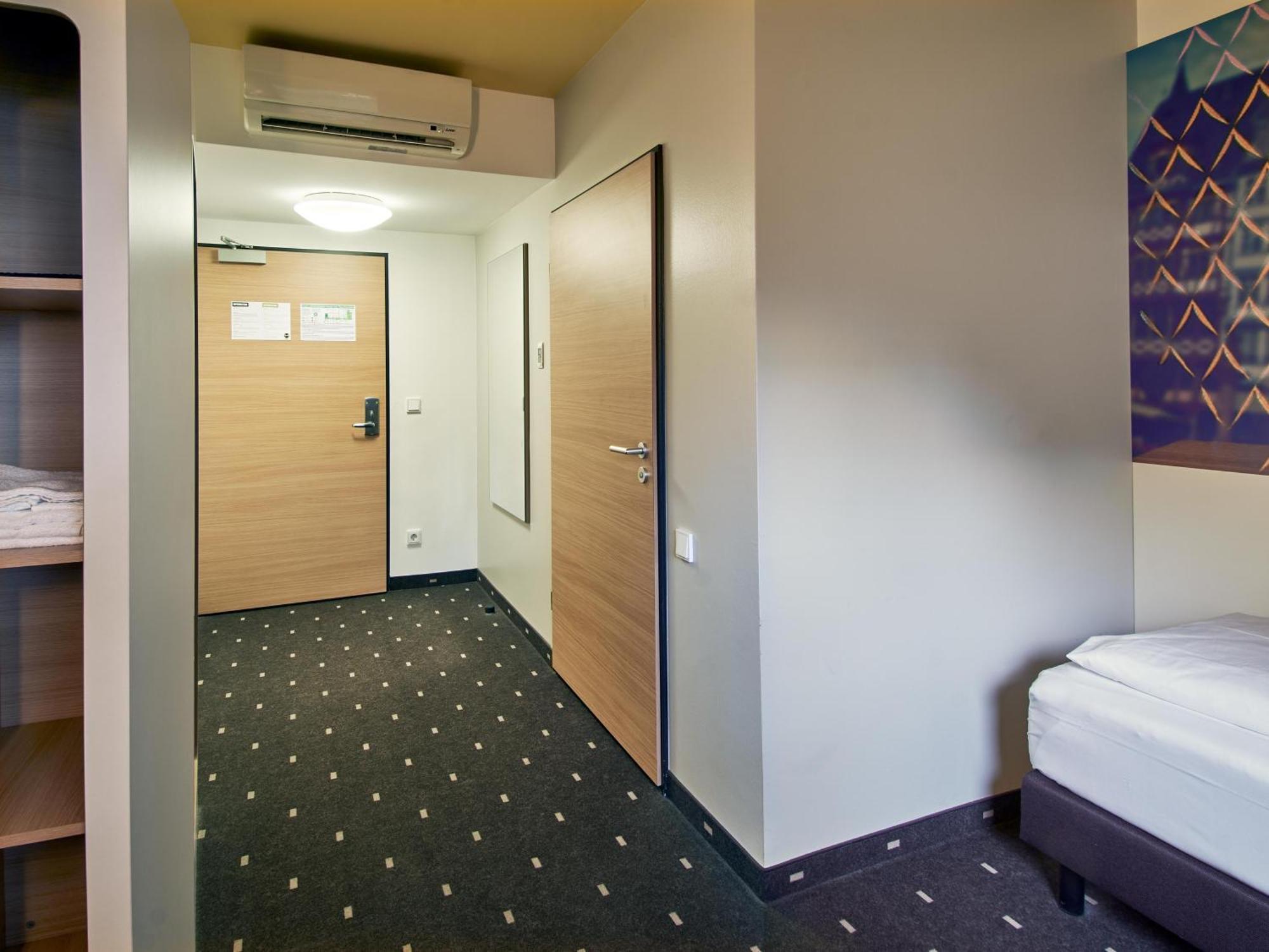 B&B Hotel Frankfurt-Nord Frankfurt am Main Dış mekan fotoğraf