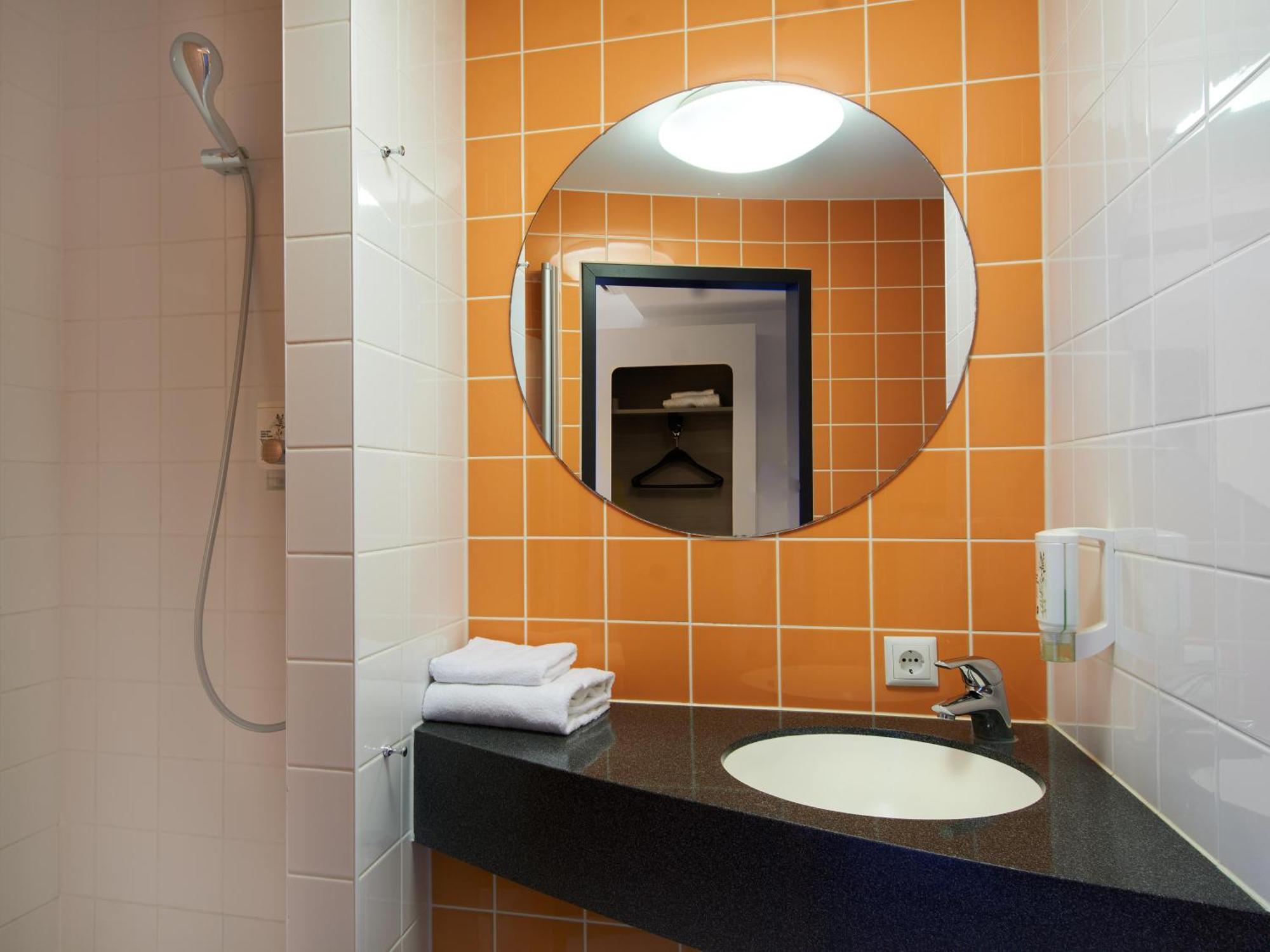 B&B Hotel Frankfurt-Nord Frankfurt am Main Dış mekan fotoğraf